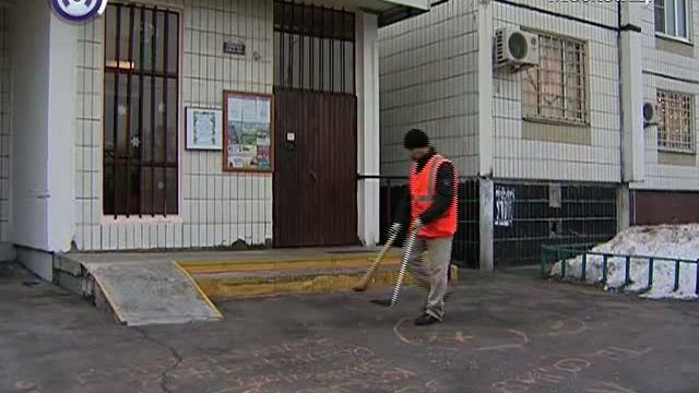 Уборка подъезда смотреть онлайн