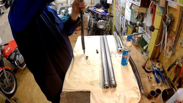 Иж Юпитер 3 | Ремонт Передней Вилки смотреть онлайн