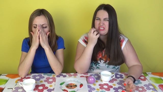 Hot Chilli Challenge ЖГУЧИЙ ЧИЛИ ЧЕЛЛЕНДЖ Люда горит от Чили смотреть онлайн