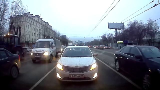 DNC: Audi Q5 2.0TFSI (APR 290hp) vs Toyota Camry V6 3.5 (277hp) смотреть онлайн
