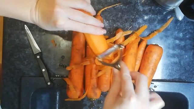 Как чистить морковь? смотреть онлайн