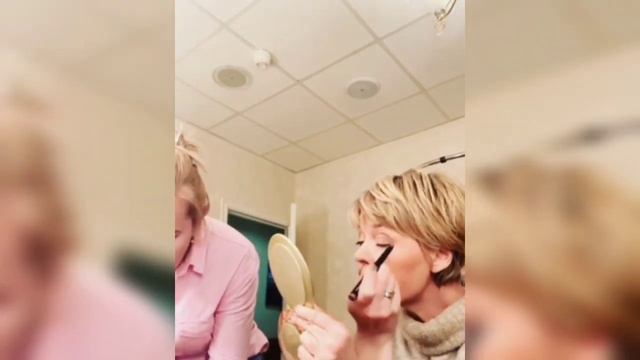 БЫСТРЫЙ МАКИЯЖ от Юлии Меньшовой смотреть онлайн