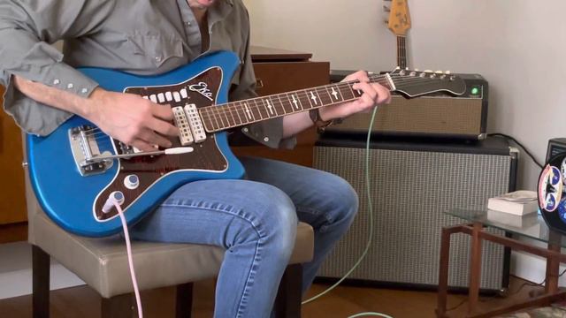 1964 Eko 500V 1966 Bassman clean and Fuzz смотреть онлайн