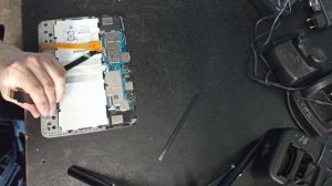 Замена аккумулятора в планшете Samsung Galaxy Tab 3 своими руками