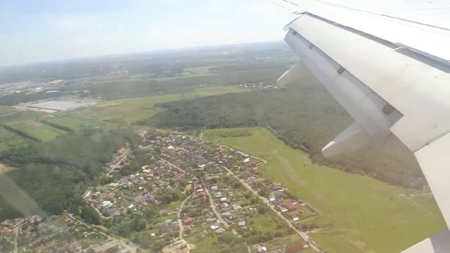 Посадка во Внуково. Landing in Vnukovo. смотреть онлайн