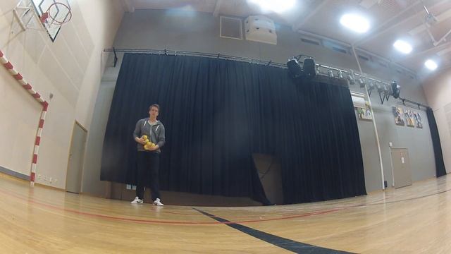 10 Ball Flash (75mm Norwiks from hands) смотреть онлайн