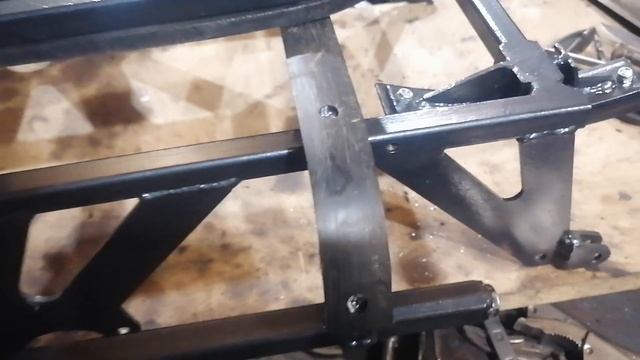 Ларвен 57. Покраска, склизы. смотреть онлайн