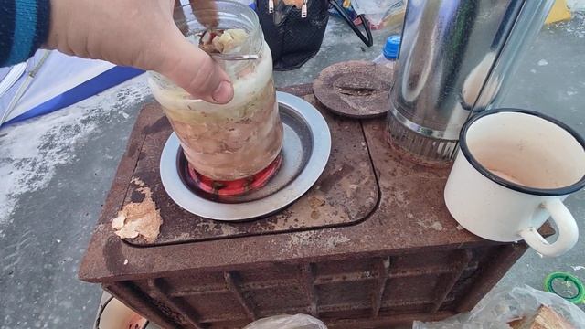 ЗИМНЯЯ РЫБАЛКА ПАЛАТКА КУБ-3 ТРЁХСЛОЙНАЯ С ПЕЧКОЙ НА ДРОВАХ . смотреть онлайн