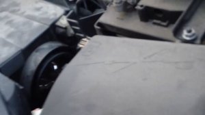 замена лампы ближнего/дальнего света (цоколь Н4) в левой фаре шевроле круз