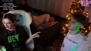 КОРЕШ и КУХНЯ ЦЕЛУЮТСЯ ПРИ ДРУЗЬЯХ / КУХНЯ НЕ ДАЕТ КОРЕШУ