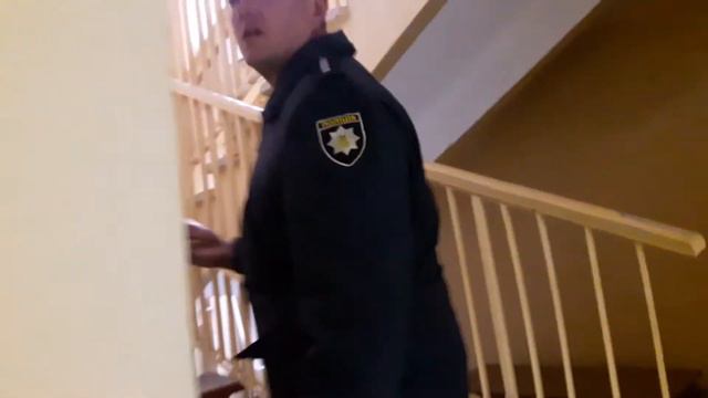 В Новомосковском суде охрана не пускает журналистов на заседание смотреть онлайн