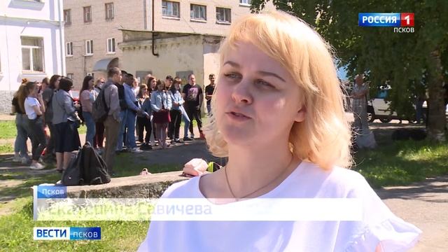 Студенты Кооперативного техникума на себе испытали некоторые тяготы средневекового воина смотреть онлайн