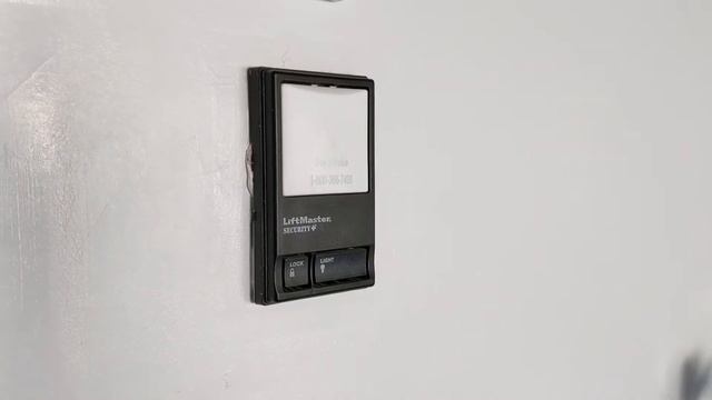 YoLink Smart Garage Door Sensor & Controller - install and demo смотреть онлайн