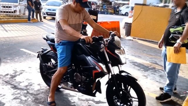 WE BOUGHT A 2ND HAND MOTORCYCLE IN PANAMA |VOGE 300R | #voge300r #motorcycle #motovlog смотреть онлайн