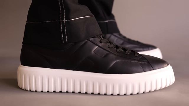 #HOGAN #GENH – #AW2324 Advertising Campaign - HOGAN 15" смотреть онлайн