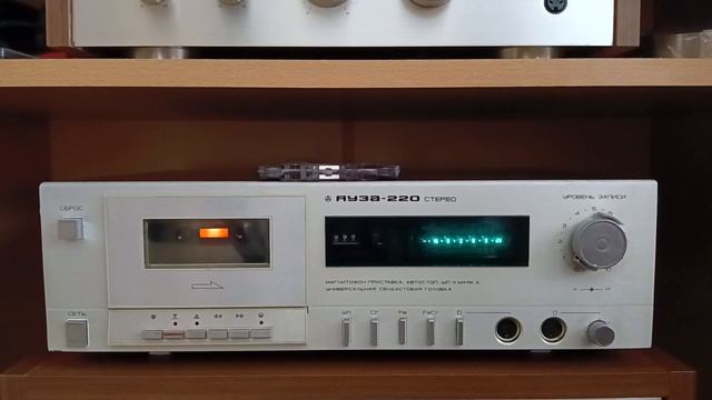 Яуза 220 стерео мини-обзор и демонстрация работы аппарата от 25.02.2024 смотреть онлайн