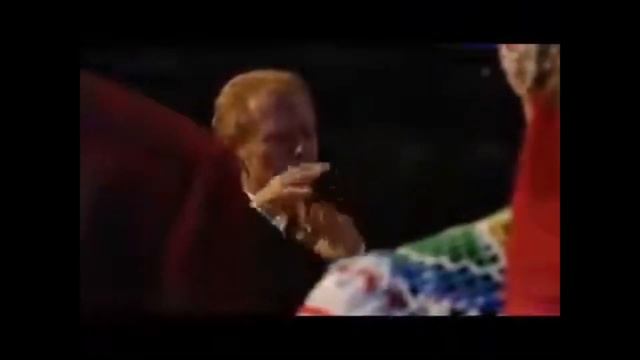 Russian Lullaby NA ULITSE DOZHDIK/Canción De Cuna Rusa/ Berceuse/ 子守唄/催眠曲/ लाला लल्ला लोरी/ التهويد