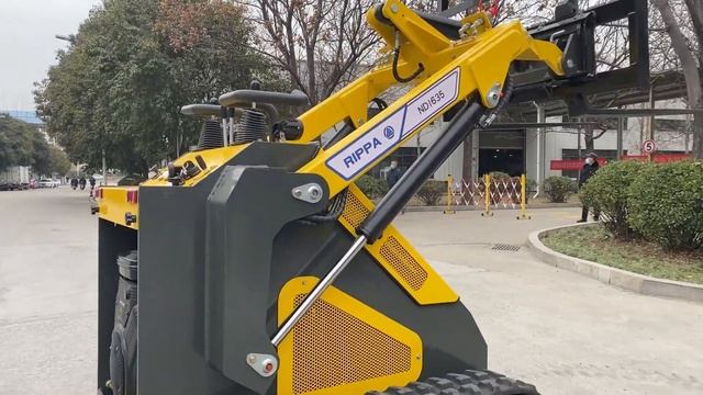Rippa 0.8 Ton Mini Skid Steer Loader