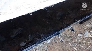 Дом 6*8 своими руками. Нанесение битумной мастики на фундамент. Гидроизоляция фундамента техноникол