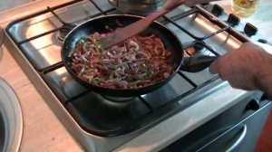 ГОТОВИМ мясо в гранатовом соке.