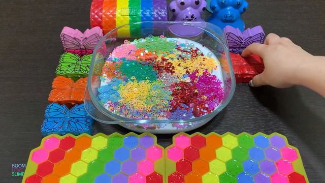 EYE SHADOW AND GLITTER AND CLAY Mixing Random Things Into GLOSSY Slime 5376.mp4 смотреть онлайн