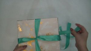 Как быстро и легко завязать красивый бант на подарочной коробке?