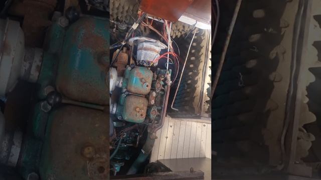 запуск двигателя Volvo Penta после долгого простоя. смотреть онлайн