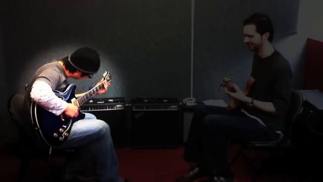 Paul Gilbert Jams with MI Guitar Student смотреть онлайн
