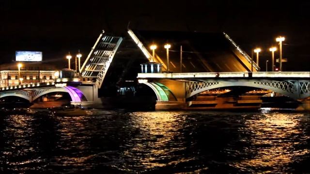 White nights at St.Petersburg 2013 / Разводные мосты Санкт-Петербурга смотреть онлайн