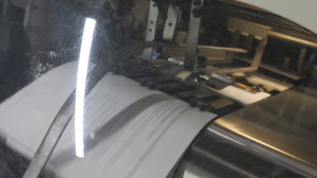하루 5만 부 이상 생산하는 한국의 책 공장. 책 대량 제작 과정 / Amazing Korean book making factory смотреть онлайн