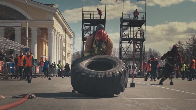 Соревнования газо-дымозащитника.