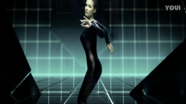 Dazzle Dreams - Emotional Lady