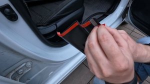 Пластиковые накладки на внутренние пороги