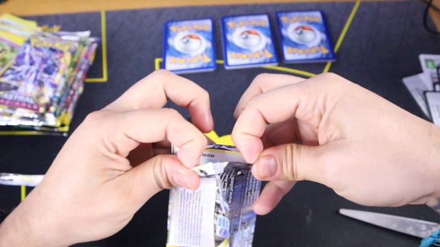 Charizard Ultra-Premium Unboxing! Ven a ver la suerte que tengo смотреть онлайн