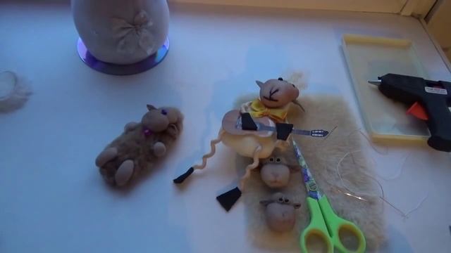 Барашек в подарок. Талисман нового года 2015 своими руками. смотреть онлайн