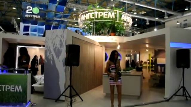 Выступление саксофонистки 89257447746 смотреть онлайн