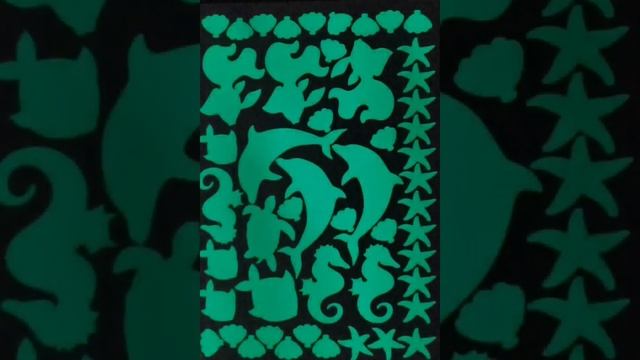 Светящаяся в темноте наклейка в форме морских животных Люми Зуми смотреть онлайн