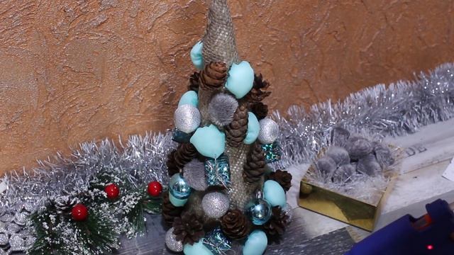 Новогодние поделки. Елочка своими руками. Зимние поделки своими руками. DIY Christmas tree. смотреть онлайн