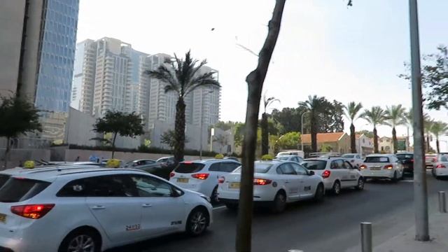 Прогулка по Тель Авиву. Башни Азриэли и улица Каплан/ TLV. The Towers of Azrieli and Kaplan Street смотреть онлайн