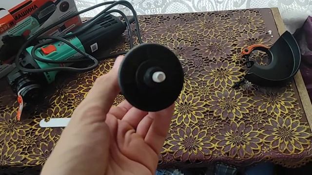 Распаковка — Угловая шлифовальная машина Sturm! AG9012TE смотреть онлайн