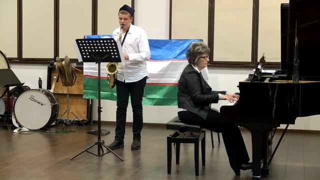 Н. Нурходжаев - Узбекская народная песня "У меня болит голова" смотреть онлайн