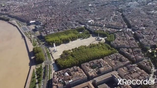 Bordeaux vue du ciel depuis le jardin public du centre ville смотреть онлайн