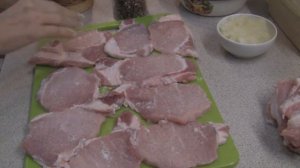 ОТБИВНЫЕ ИЗ СВИНИНЫ  очень сочные и нежные.