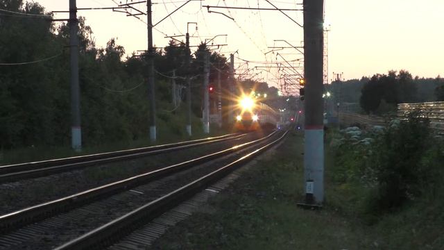 Электропоезд ЭД4М-0157/0037 перегон Петелино - Голицыно смотреть онлайн