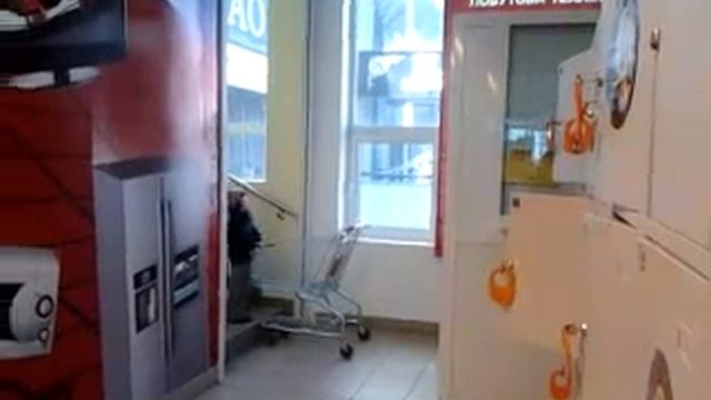 Ребенок в супермаркете смотреть онлайн