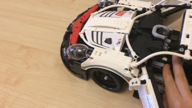 Lego Technic 42096 Porsche 911 RSR смотреть онлайн
