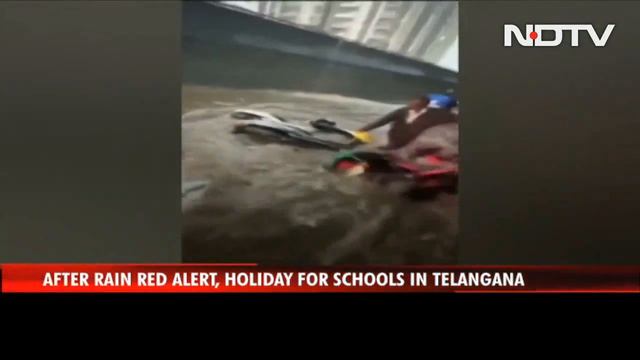 After Rain Red Alert, Holiday For Schools, Colleges In Telangana смотреть онлайн