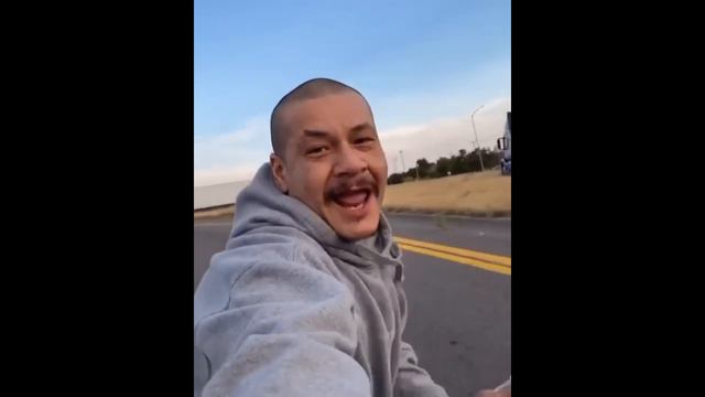 Fleetwood mac skater drinking juice but it's the full song смотреть онлайн