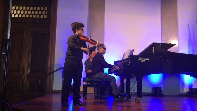 CERISHA ALEXANDER LEON PLAY S 