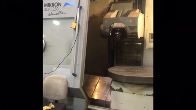 Used Mikron UCP1350 5-Axis Machining Center смотреть онлайн